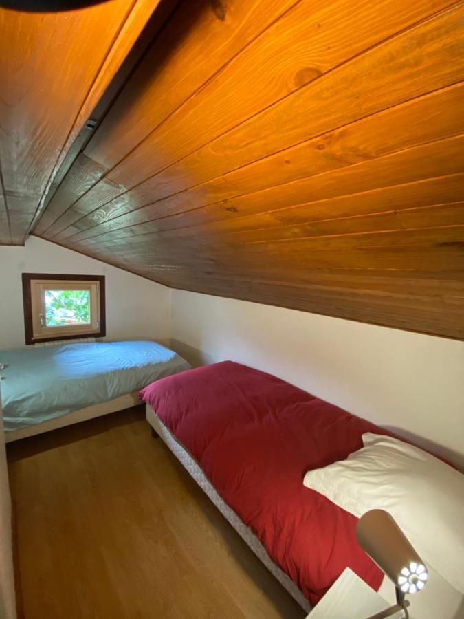 Logement Mansarde Dans Maison Avec Jardin En Bord De Piste, Vue Montagne Les Houches Ngoại thất bức ảnh