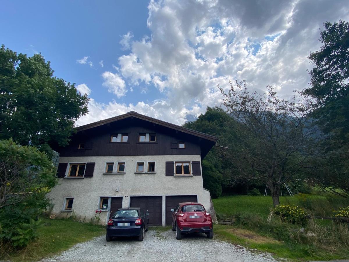 Logement Mansarde Dans Maison Avec Jardin En Bord De Piste, Vue Montagne Les Houches Ngoại thất bức ảnh